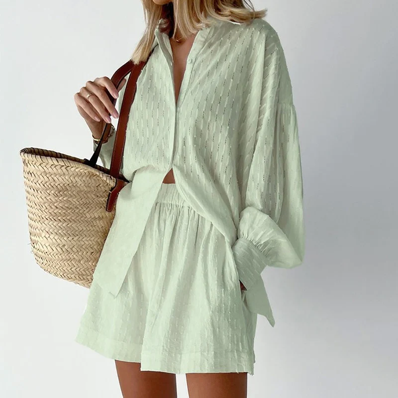Layla - Stylish Shorts & Breezy Blouse Top
